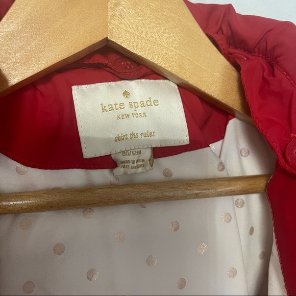Kate Spade New York Red Puffer Hooded Jacket W/ Flower/ Rose Belt &Gold Hardware - Picture 9 of 16